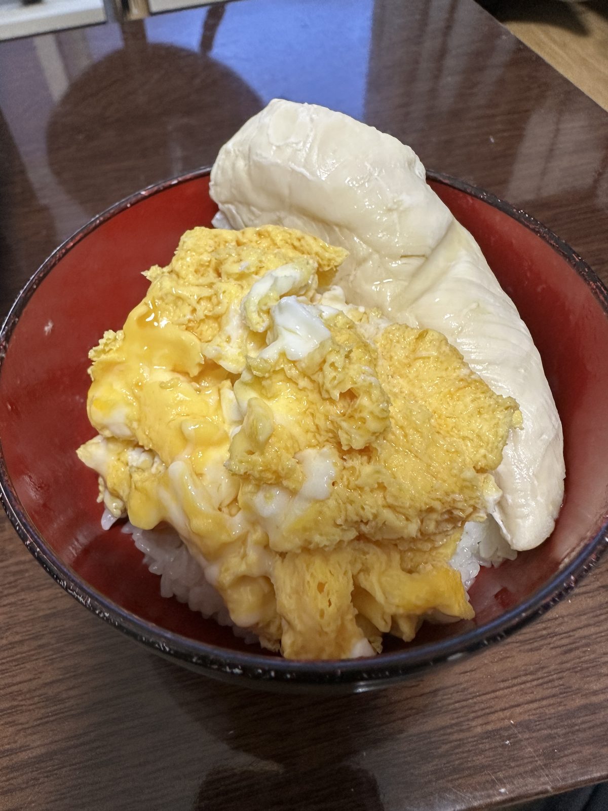 夕食（18:15）— 白米ご飯・ゆでささみ・温泉卵・牡蠣だし醤油